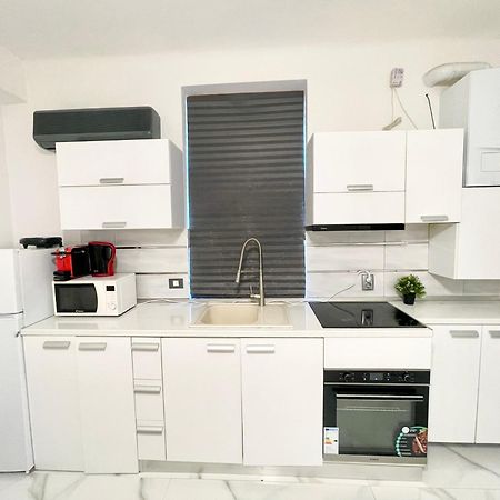 부쿠레슈티 White 2 아파트 외부 사진